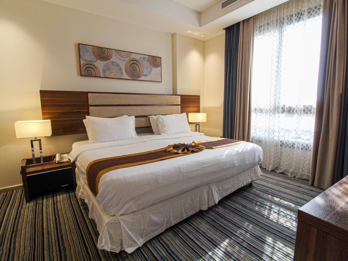 Friesian Hotel Suites Джидда Екстер'єр фото
