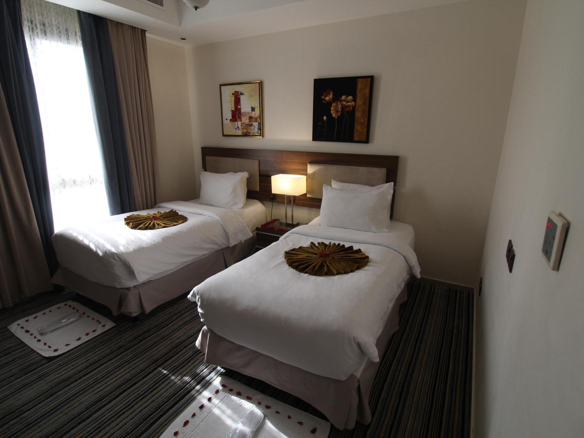 Friesian Hotel Suites Джидда Екстер'єр фото