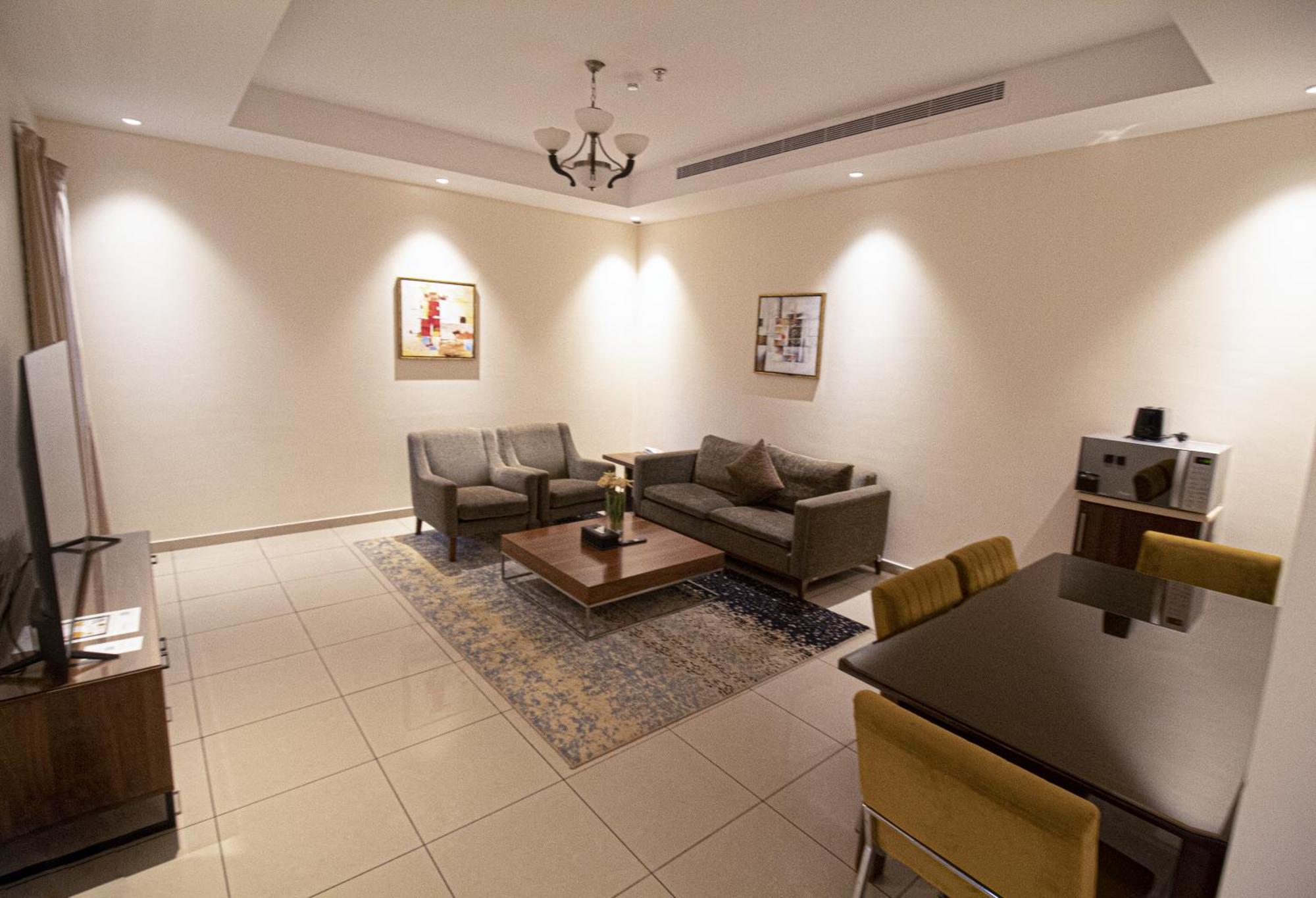 Friesian Hotel Suites Джидда Екстер'єр фото