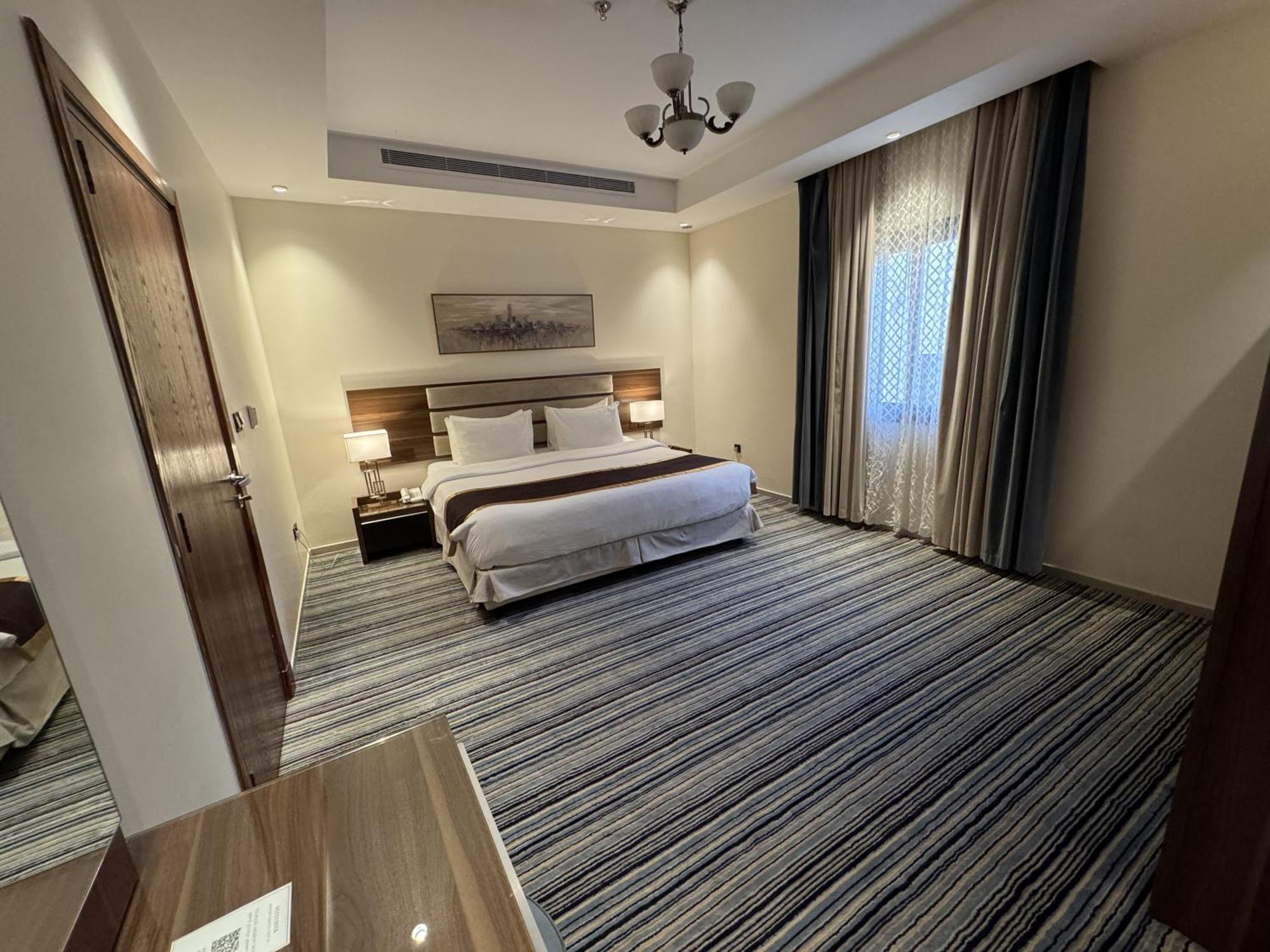 Friesian Hotel Suites Джидда Екстер'єр фото